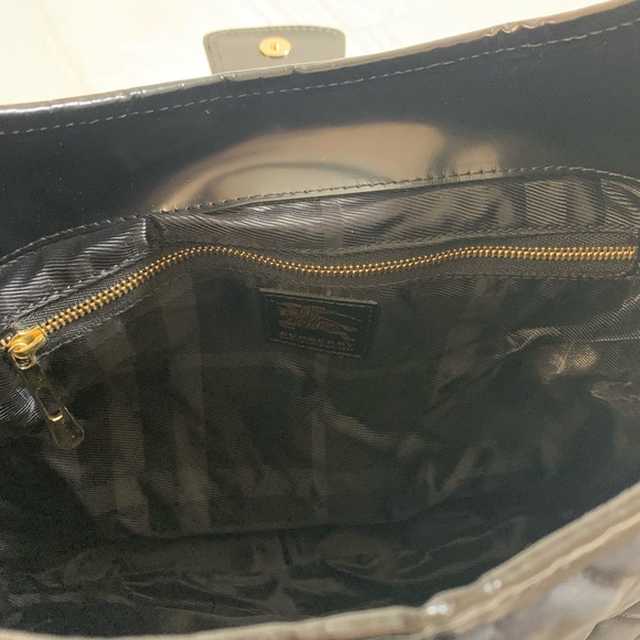 Burberry Brooke Fabric Quilted Leather Hobo Bag - Picture 8 of 8